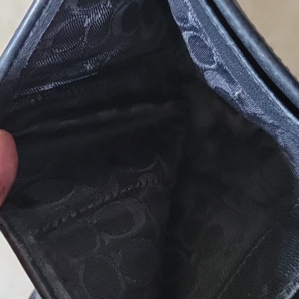 Vintage Coach Black Leather Framed Coin Wallet Leatherware EST 1941 White Stitch - Picture 13 of 14